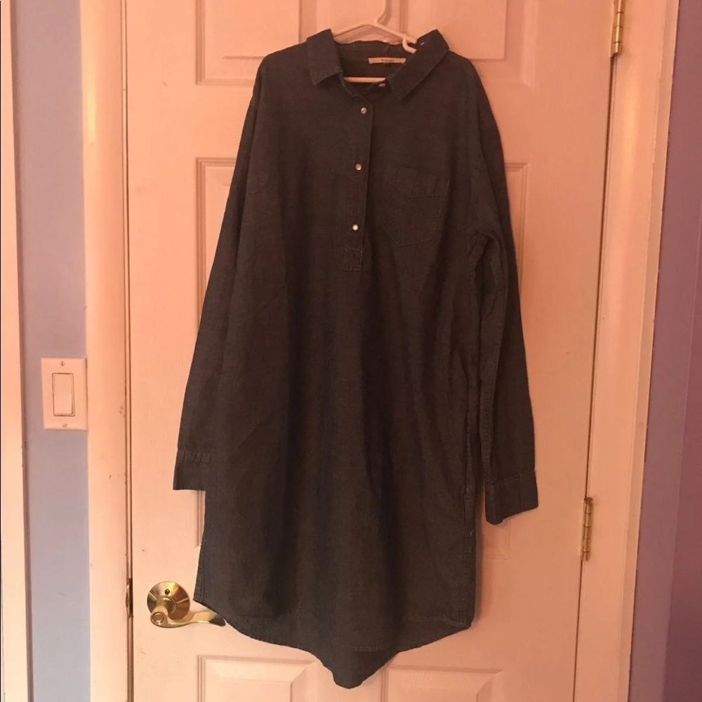 Easel Denim Dress - Picture 3 of 4